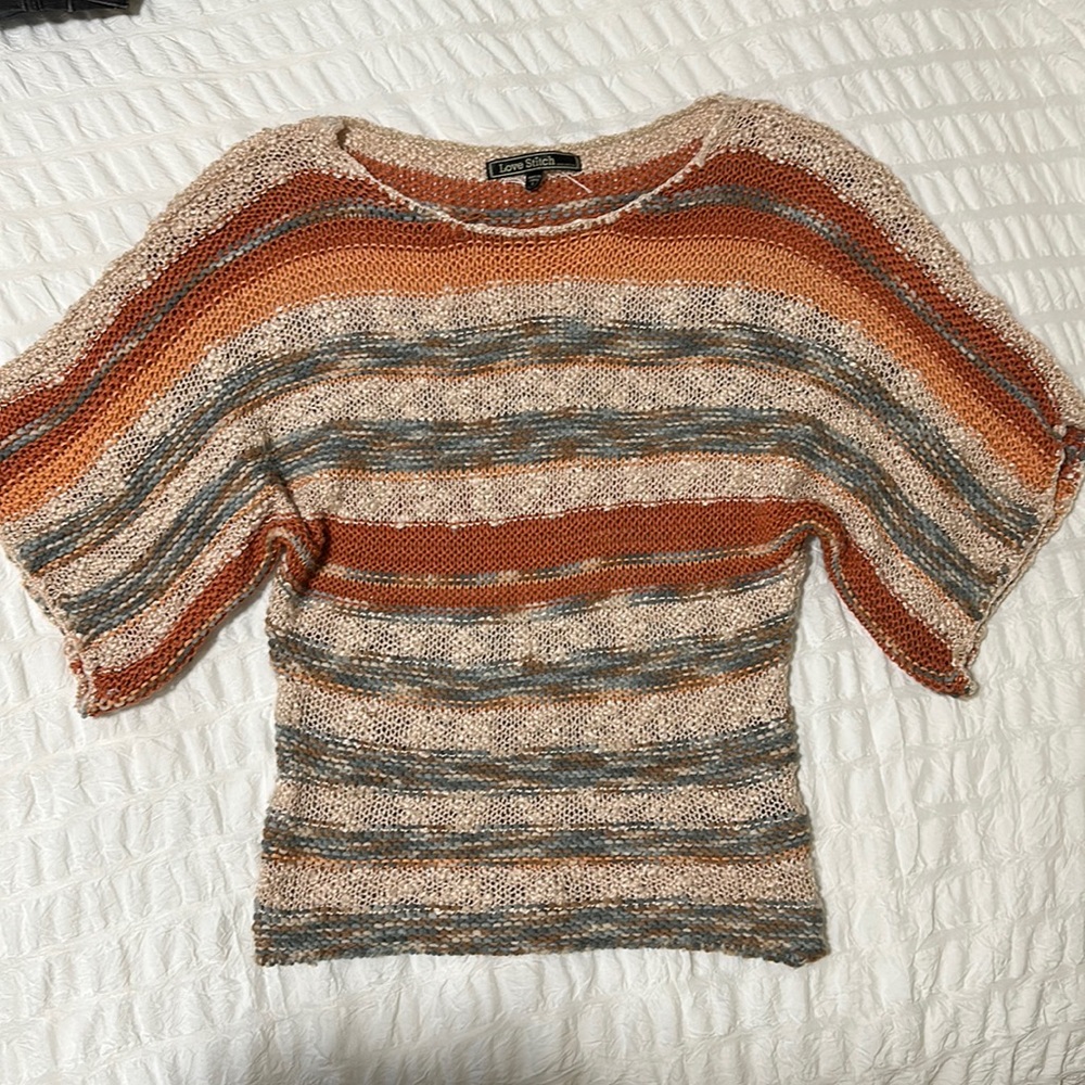 Love Stitch Short Sleeve Sweater - Size Small